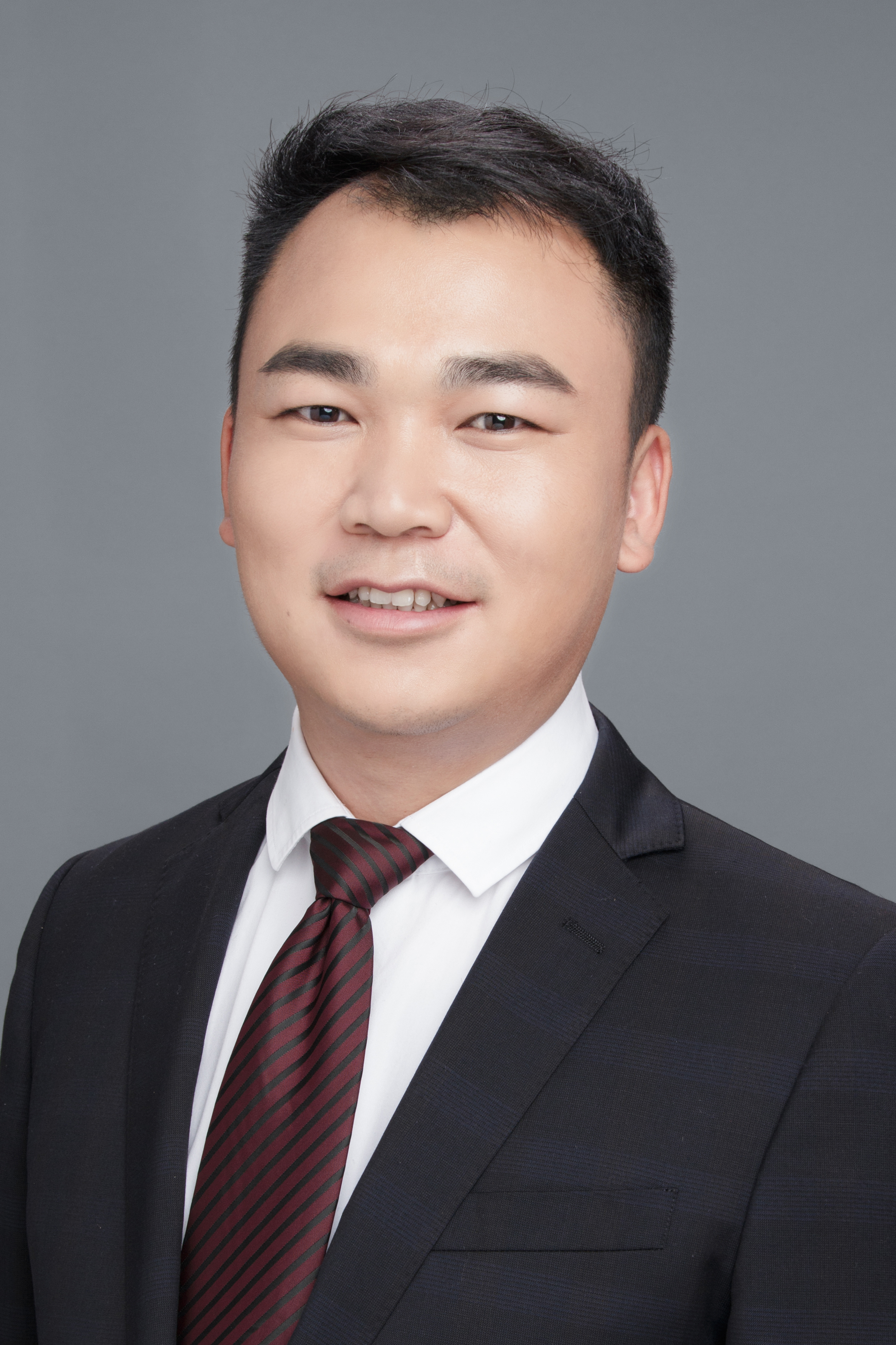 申總照片.jpg 申總照片.jpg