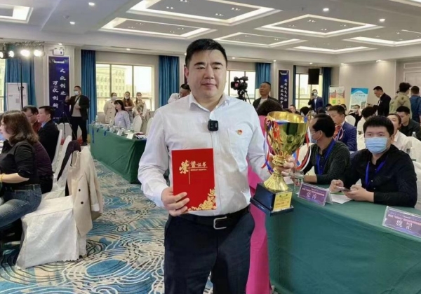 惠農網培訓學員周海龍:外貿商人回鄉養蝦 借力電商在家門口做天下生意